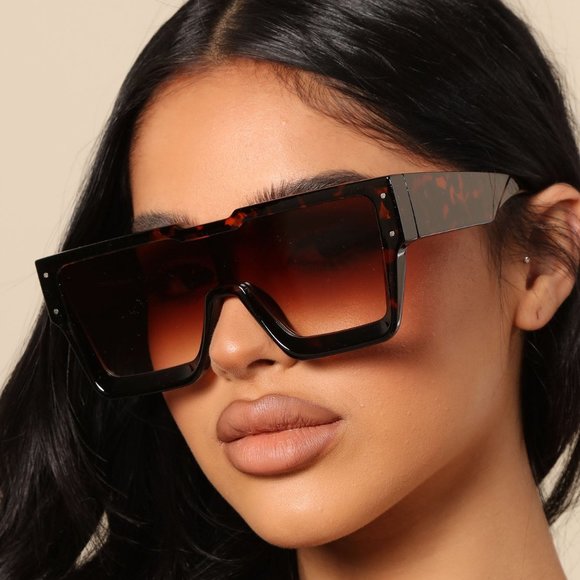 Making A Move Sunglasses - Picture 3 of 4